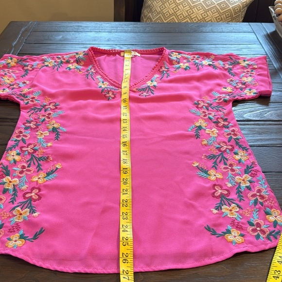 Pink Embroidered Mexican Style Too Shirt Sz Small - Picture 6 of 9